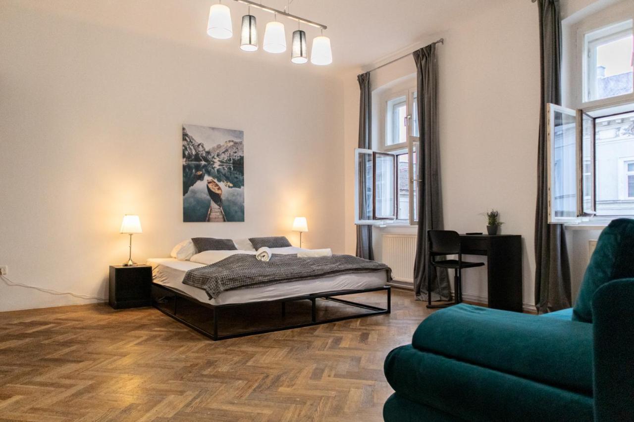 Spacious 2Br Apt.-Near Wiener Stadthalle Екстер'єр фото
