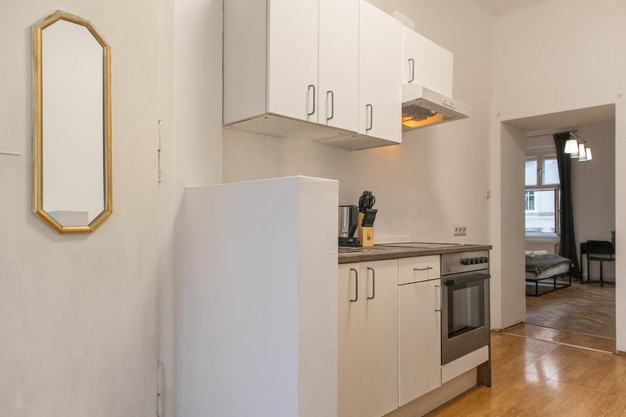 Spacious 2Br Apt.-Near Wiener Stadthalle Екстер'єр фото