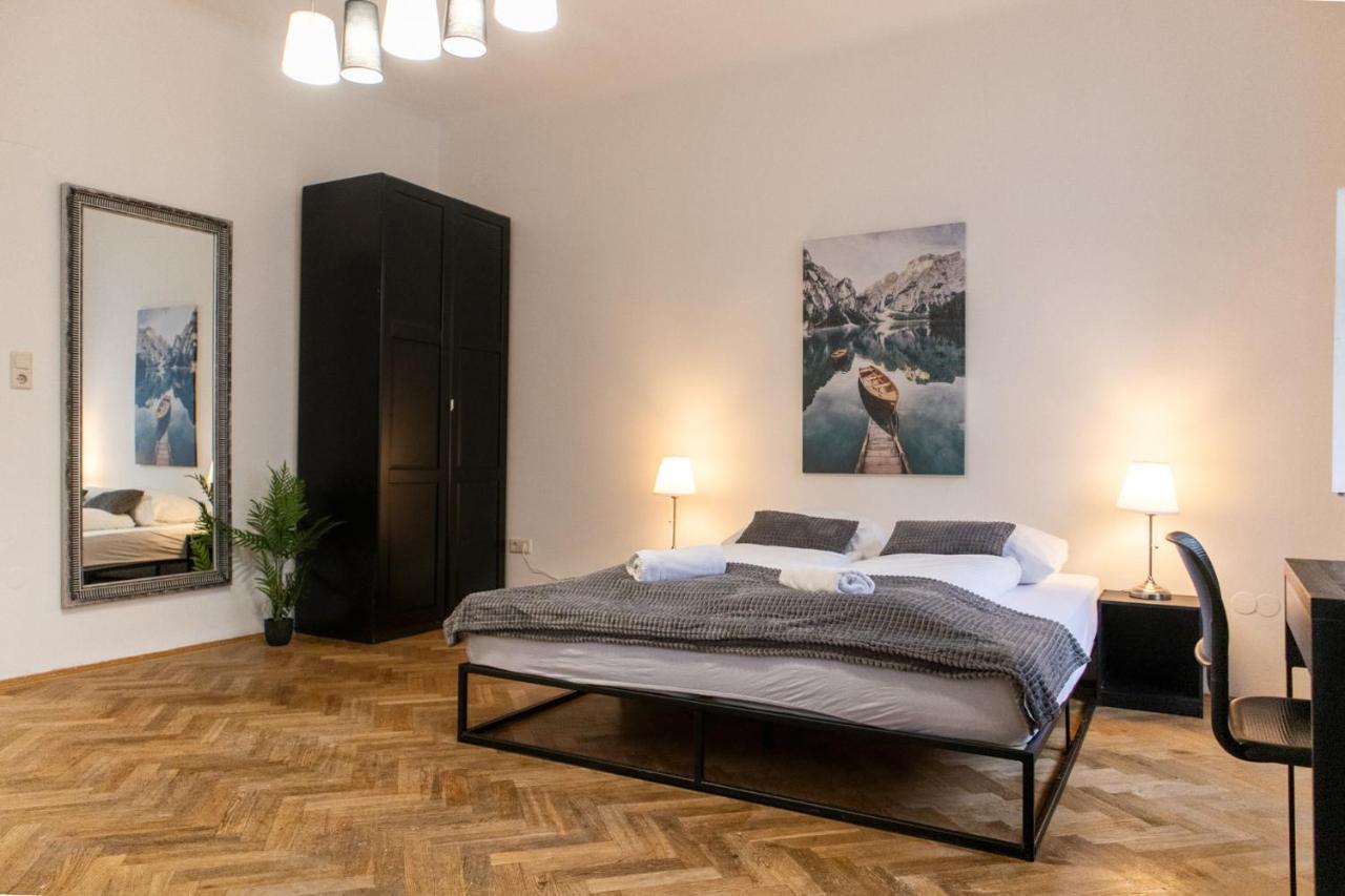 Spacious 2Br Apt.-Near Wiener Stadthalle Екстер'єр фото